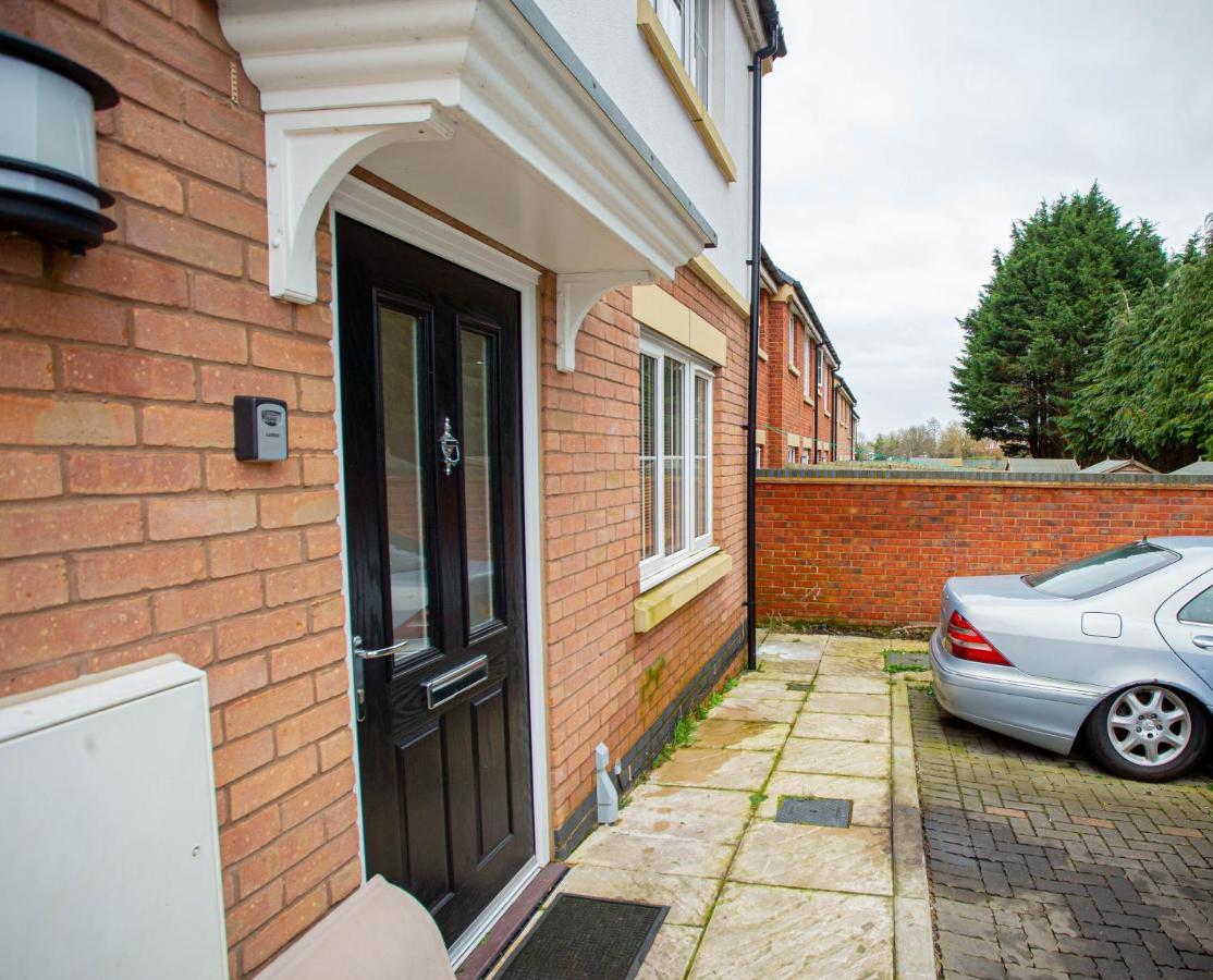 Somerset Place Northampton Exterior photo